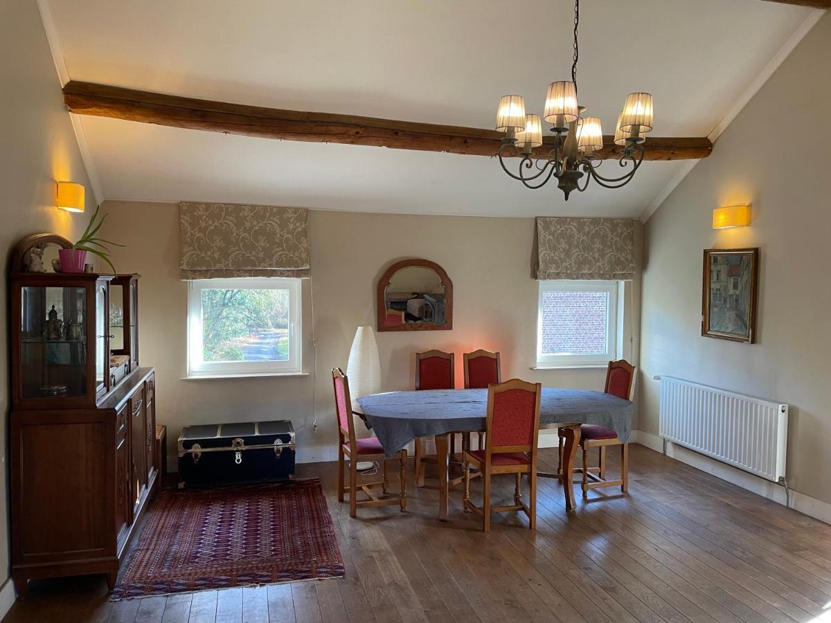 Hostal La Bruyere Du Coq Stables Sart-Dames-Avelines Exterior foto